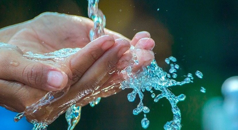 La importancia de lavarse las manos: las vías de ingreso de las hepatitis virales son bucales